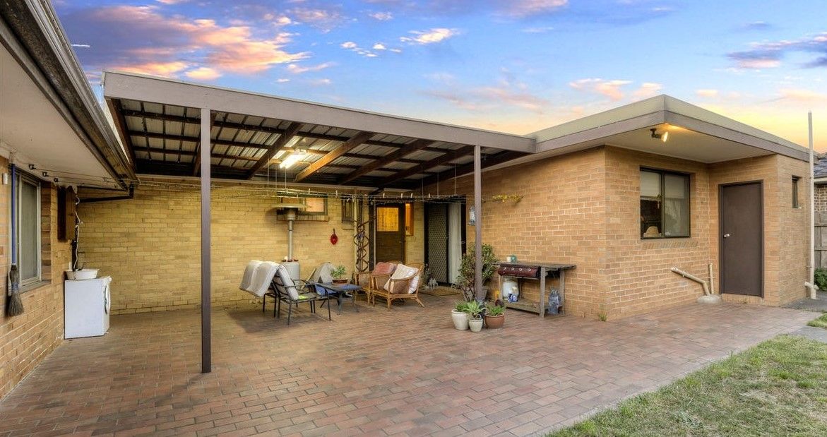 FAMILY HOME IN A POPULAR LOCATION
