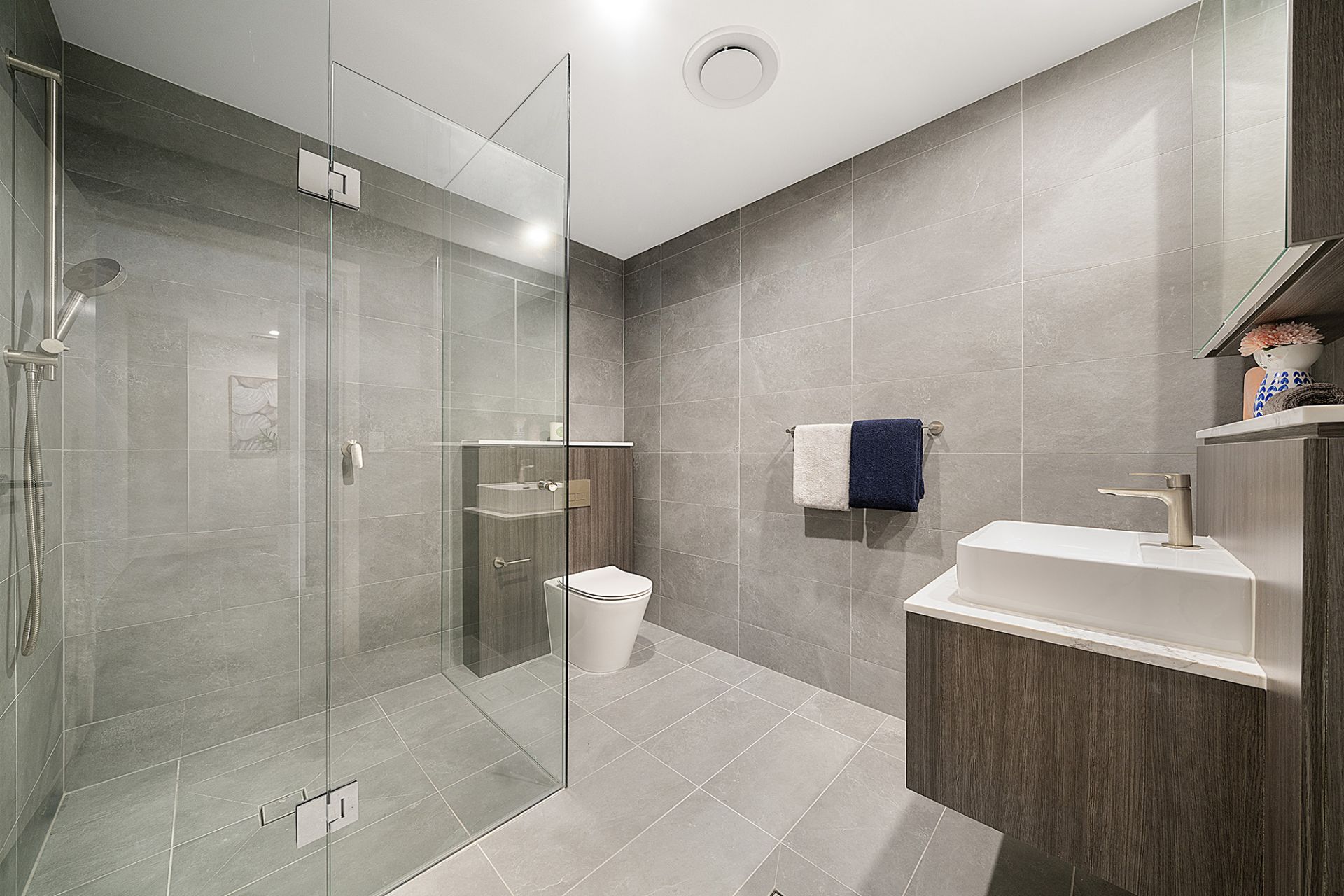 210/7 Nipper Street, Homebush, Homebush - Thumbnail 8