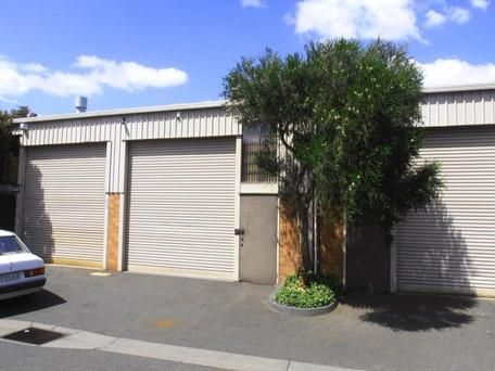 BUDGET WORKSHOP OR STORAGE!