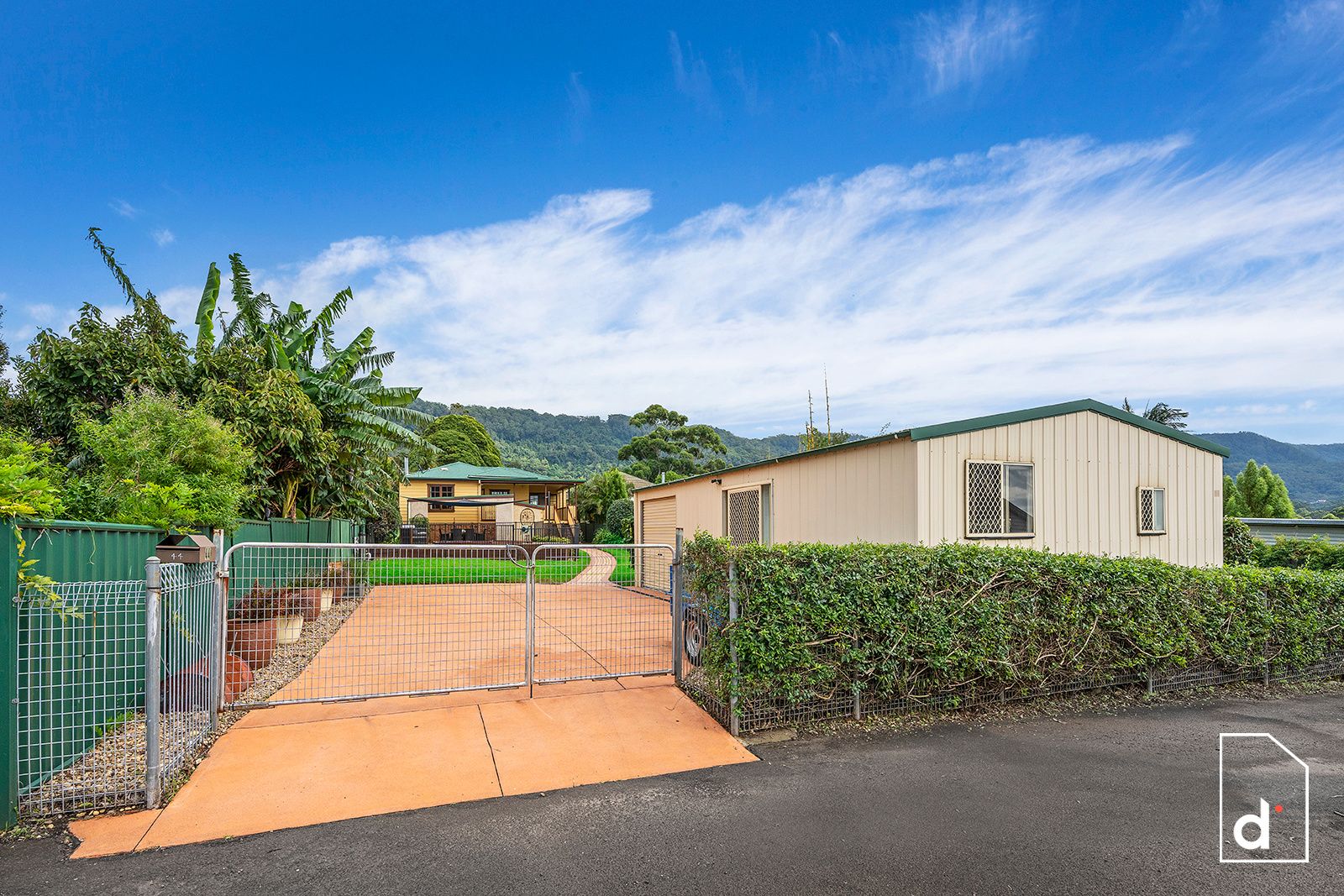 44 Princes Highway, Corrimal NSW
