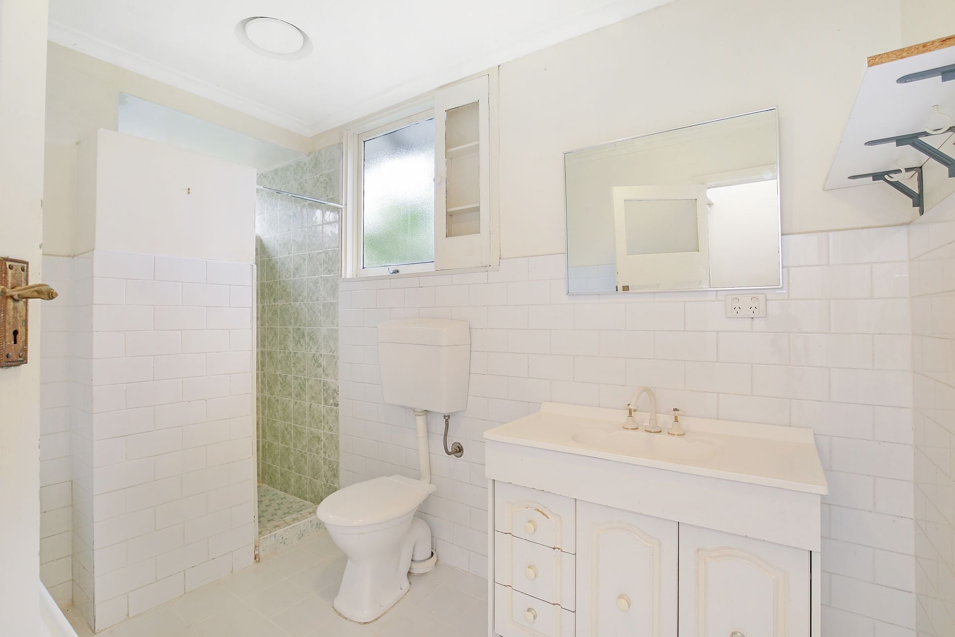**PROPERTY NOW LEASED 18/11/22**