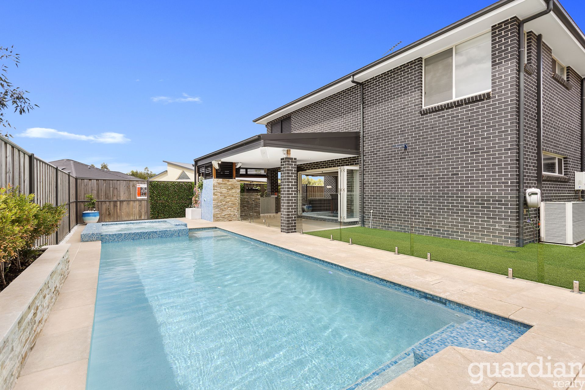 5 Balmoral Road, Kellyville Guardian Realty