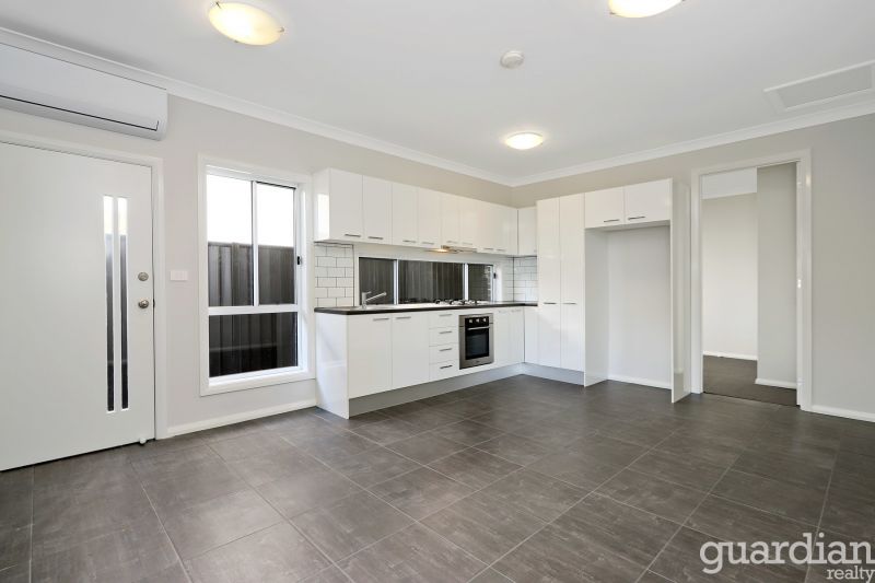 21a Mowbray Circuit Kellyville NSW, Kellyville - Thumbnail 2