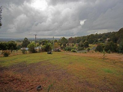 299 Grandview Drive, SOUTH SPREYTON, South Spreyton - Thumbnail 3
