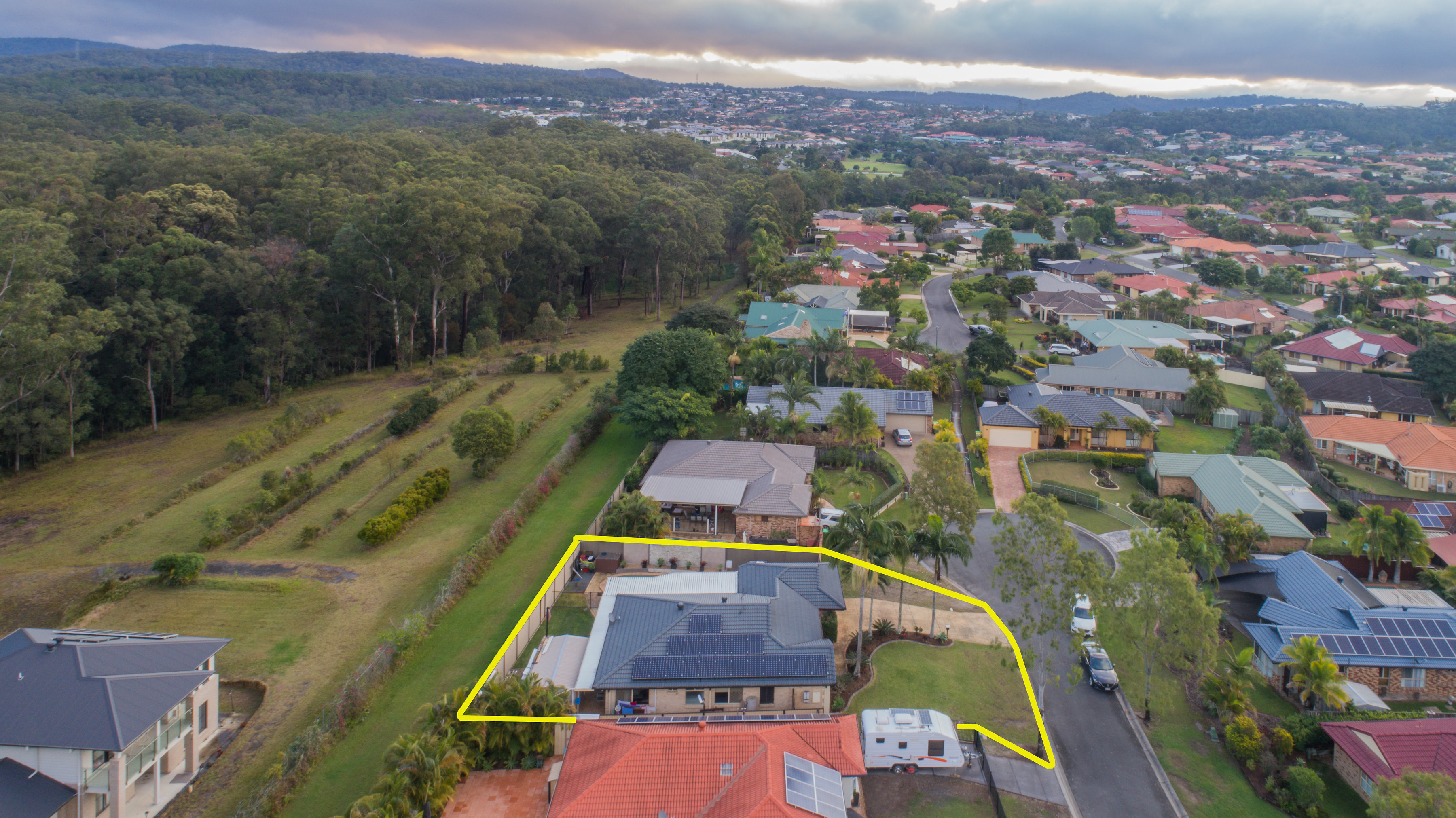 8 Navua Court, PACIFIC PINES, QLD, 4211 House buyMyplace