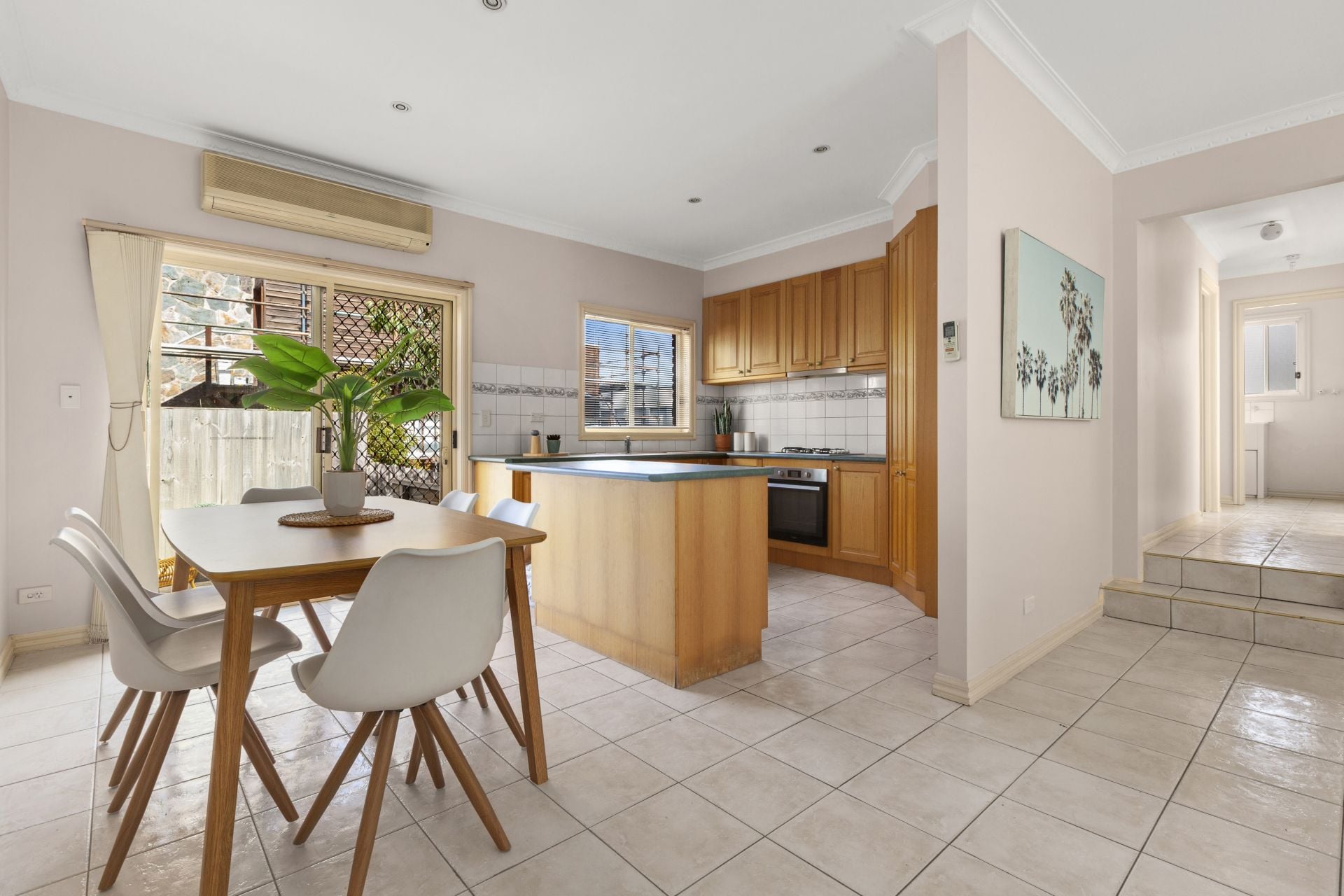 Sunny, Spacious & Superbly Located