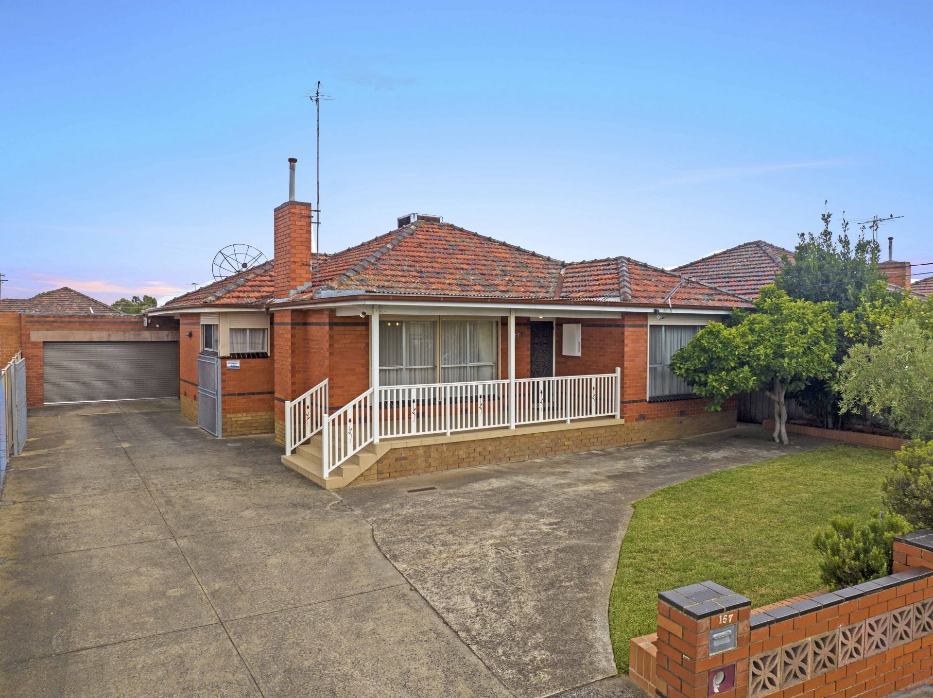 A Family Favorite – With Rumpus Room -

Auction This Saturday @ 2pm