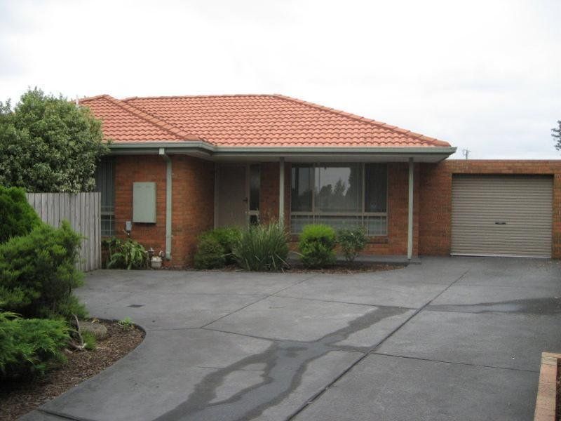 COSY AND AFFORDABLE 2 BEDROOM UNIT AWAITS!