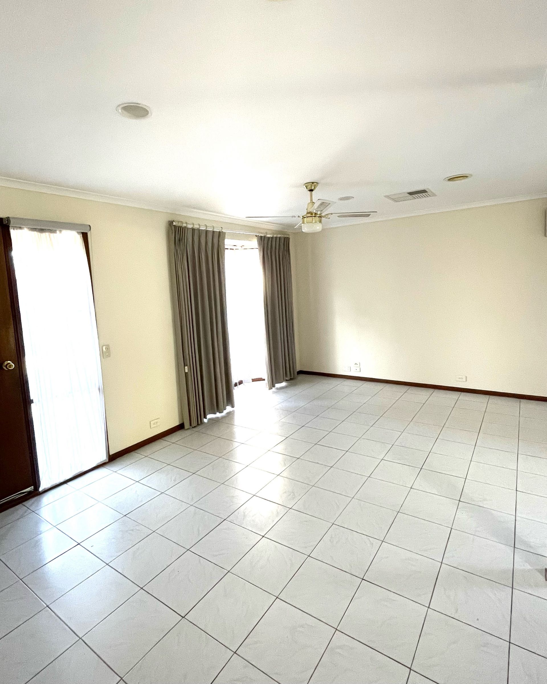 Well positioned home in a Great Location!!
