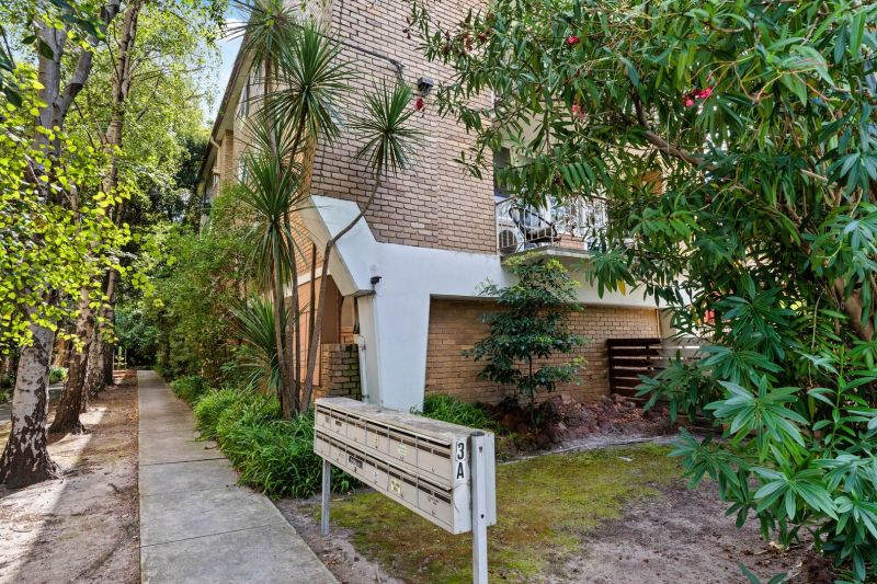 7/3A Hughenden Road, St Kilda East - Thumbnail 2