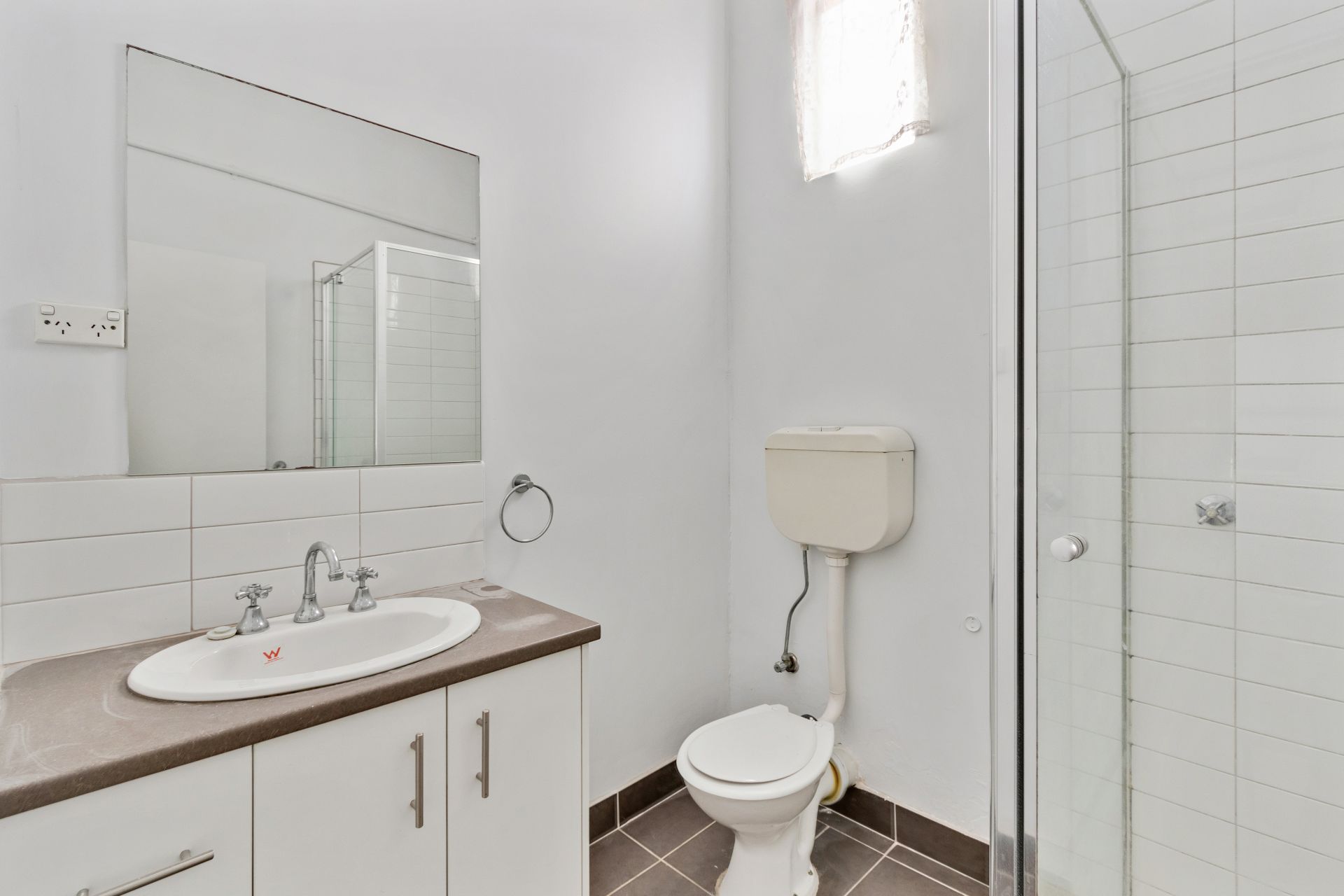 WEEKS FREE RENT!!!