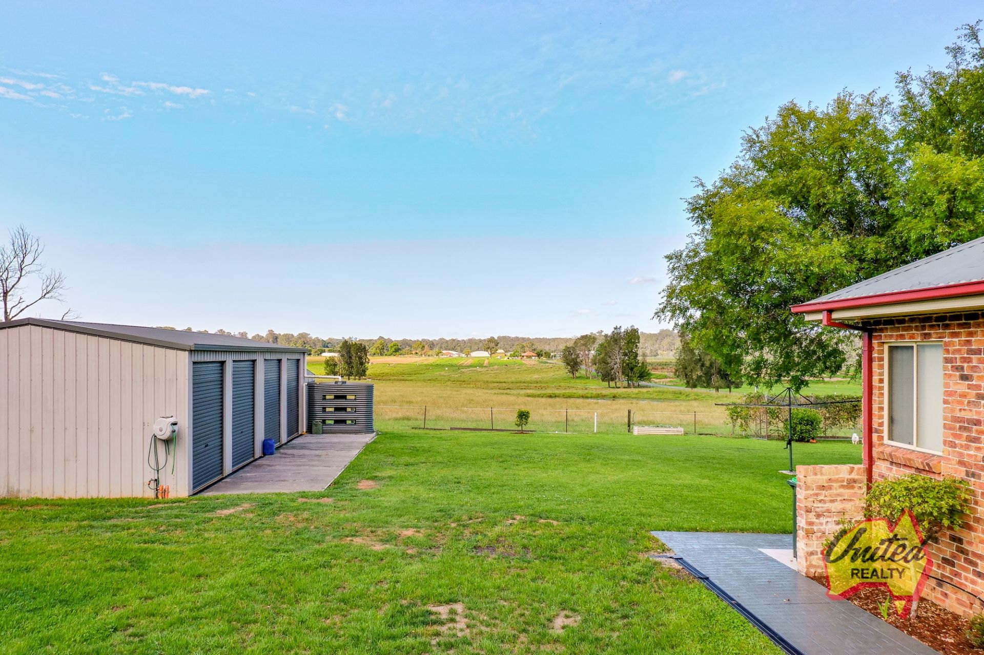 2 Sunnyside Drive, Ellis Lane United Realty