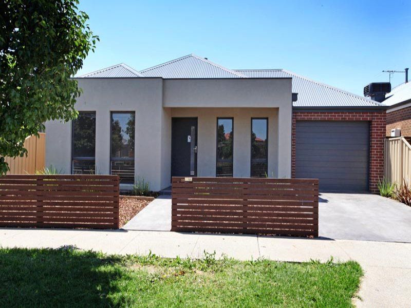 10 Parsley Street, Caroline Springs - Thumbnail 2