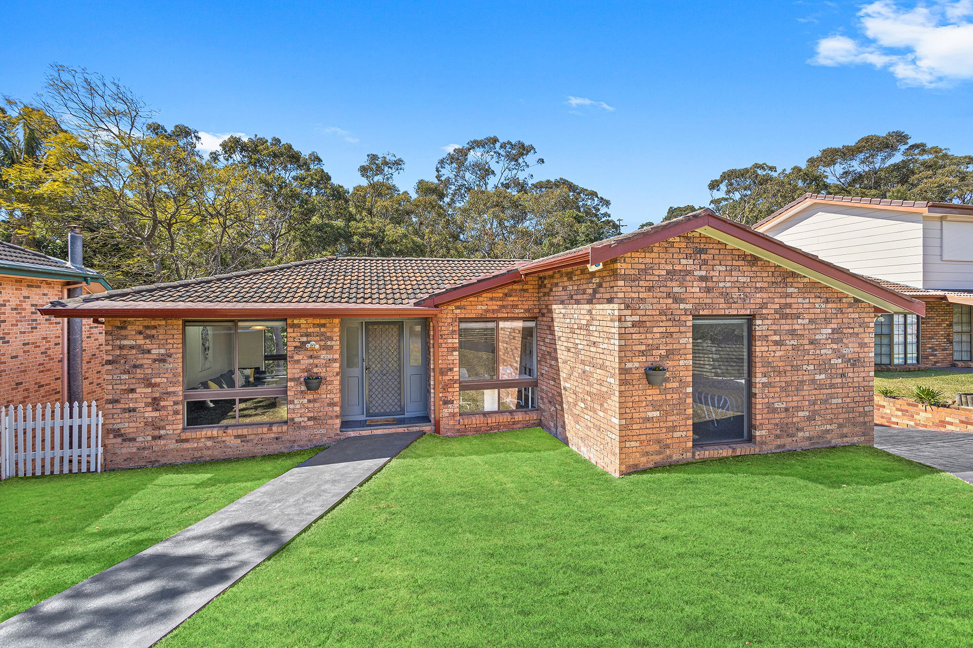 Real Estate For Sale 8 Roebourne Street Yarrawarrah , NSW