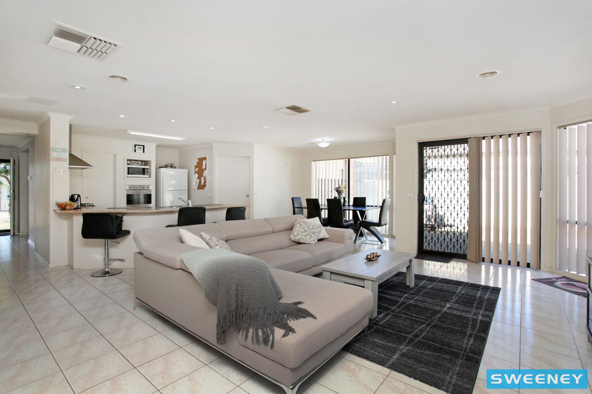 7 Daintree Retreat, Caroline Springs - Thumbnail 4
