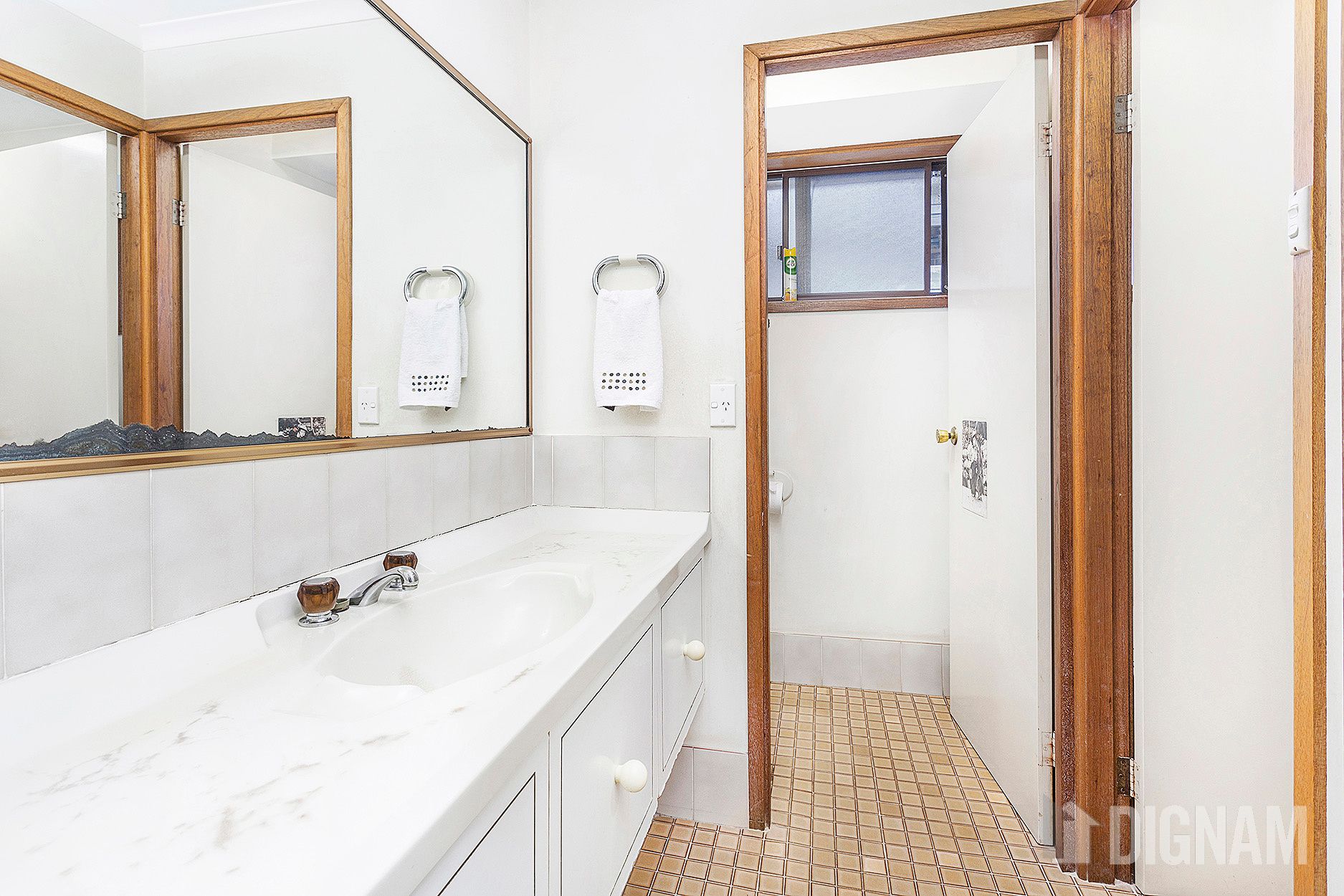 77 Princes Highway, Thirroul NSW