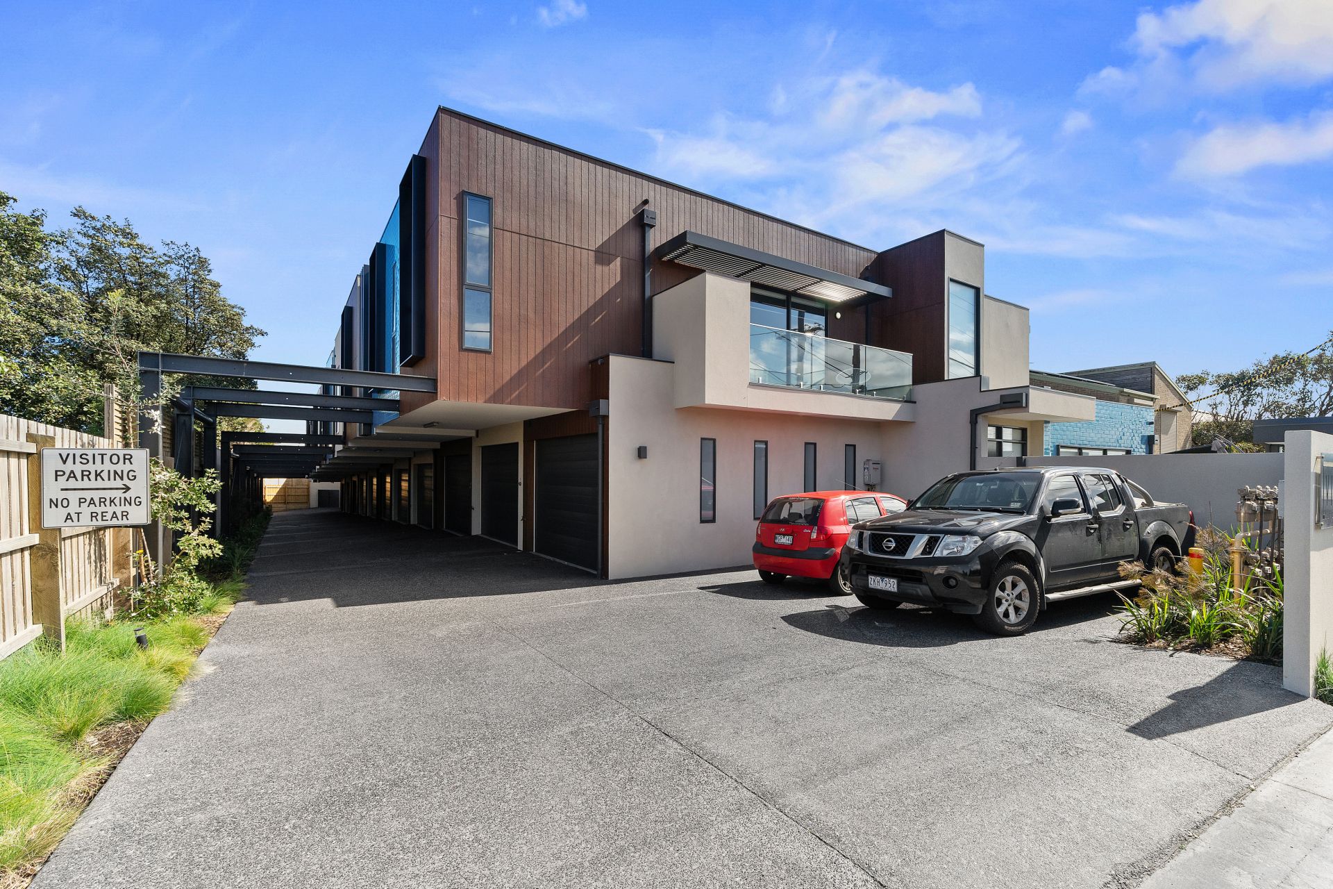 1-605-nepean-highway-bonbeach-obrien-real-estate