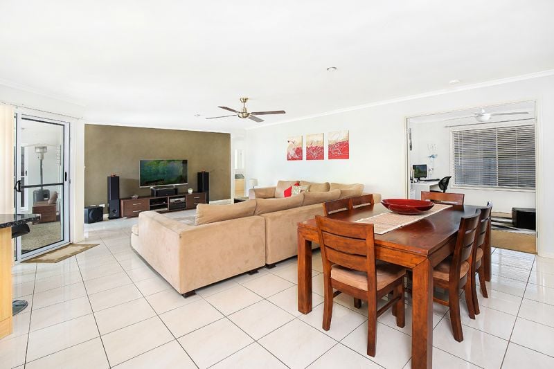 22 Montserrat Crescent Caloundra West QLD, Caloundra West - Thumbnail 8