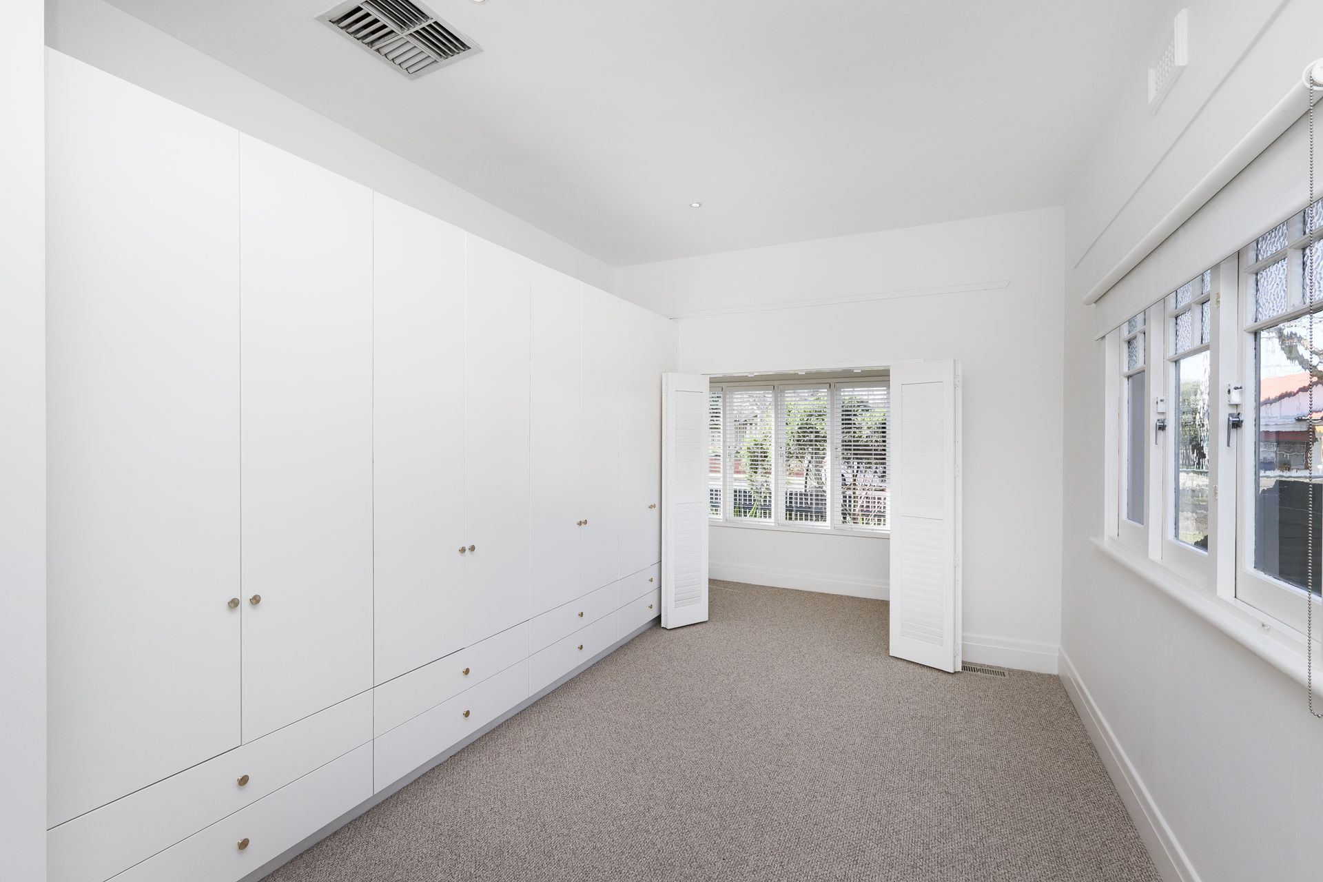 90 Powell Street Yarraville VIC, Yarraville - Thumbnail 3