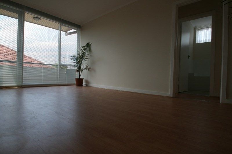 11/3 Gordon Street, Footscray - Thumbnail 3