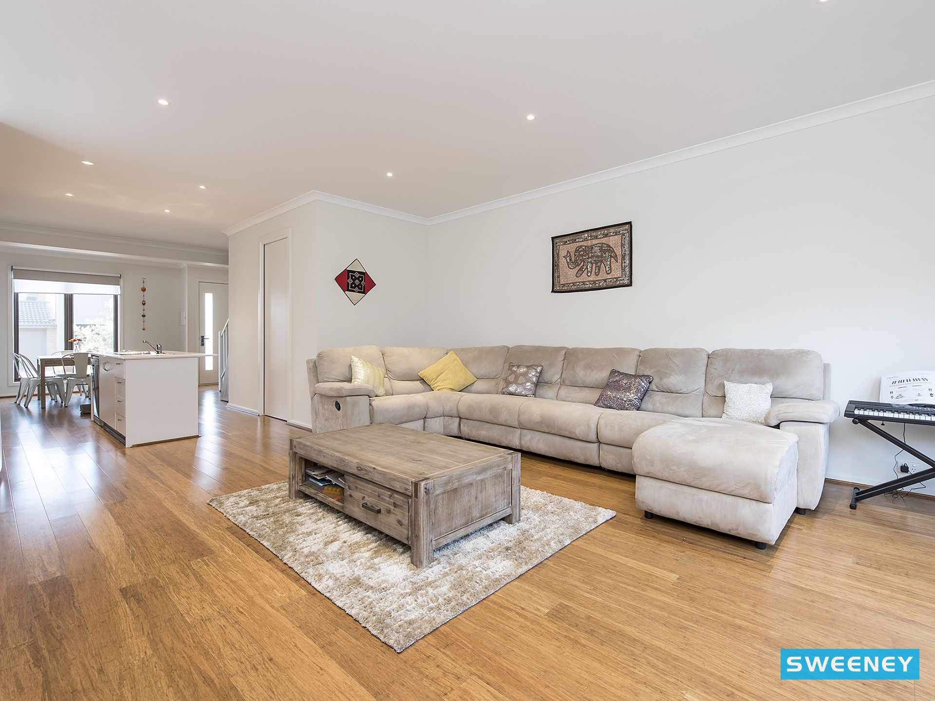 25 Marine Parade, Caroline Springs - Thumbnail 5