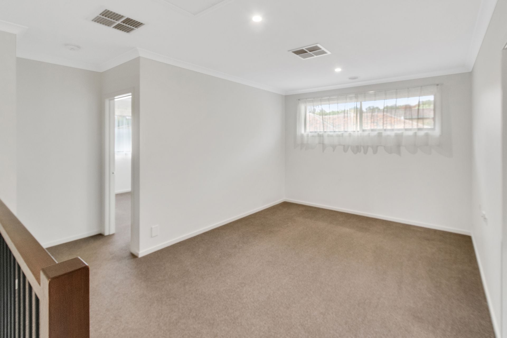 Real Estate For Sale 83 Settlement Road Bundoora , VIC