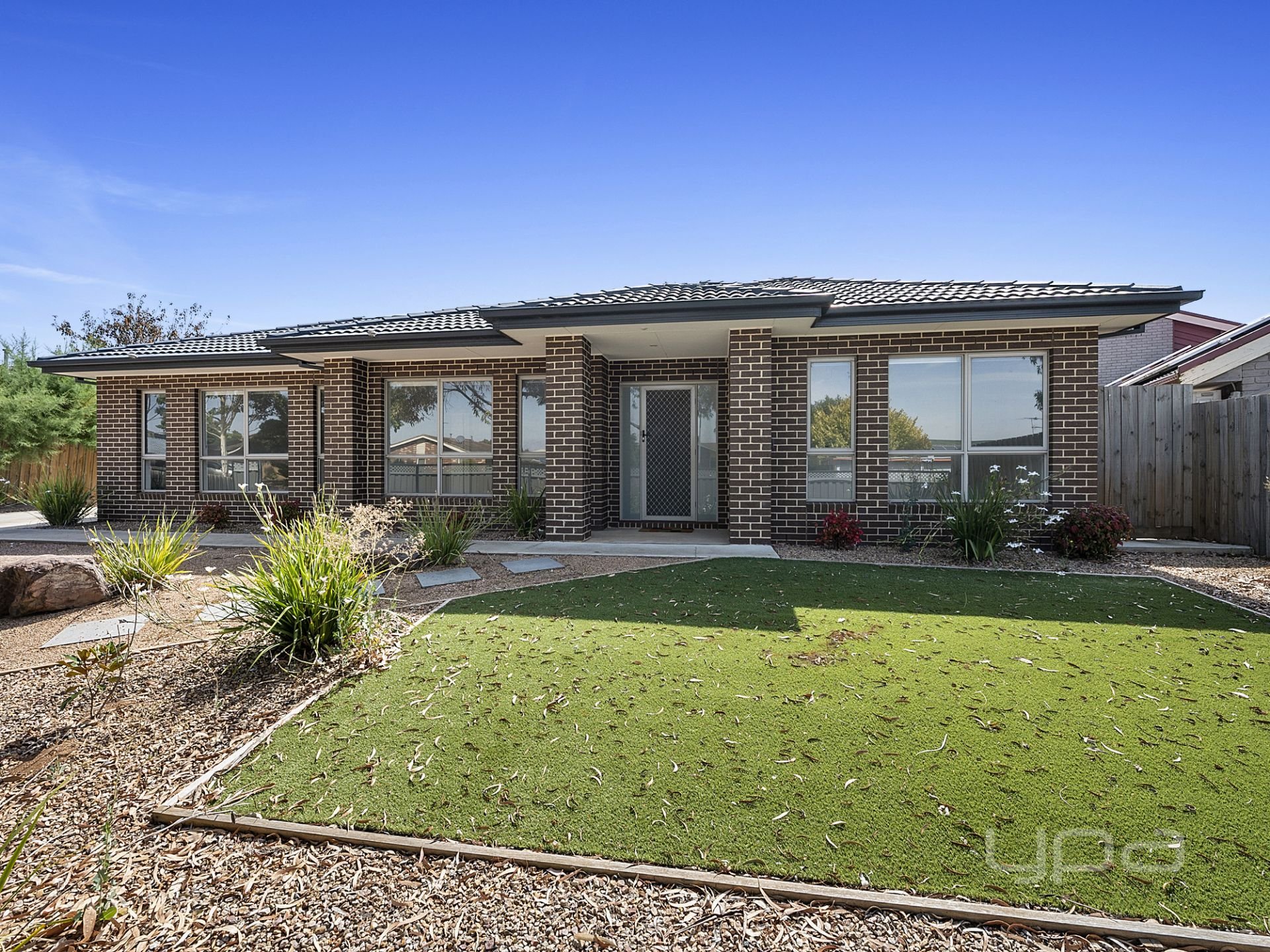 1/100 Westmelton Drive, Melton West YPA Estate Agents