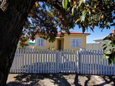 3
 
 
 
  
 
 
 1
 
 
 
  
 
 
 1
 
 
 
 
 
 
 
 12 Madden Crescent, DEVONPORT TAS 7310, Devonport - Thumbnail 3