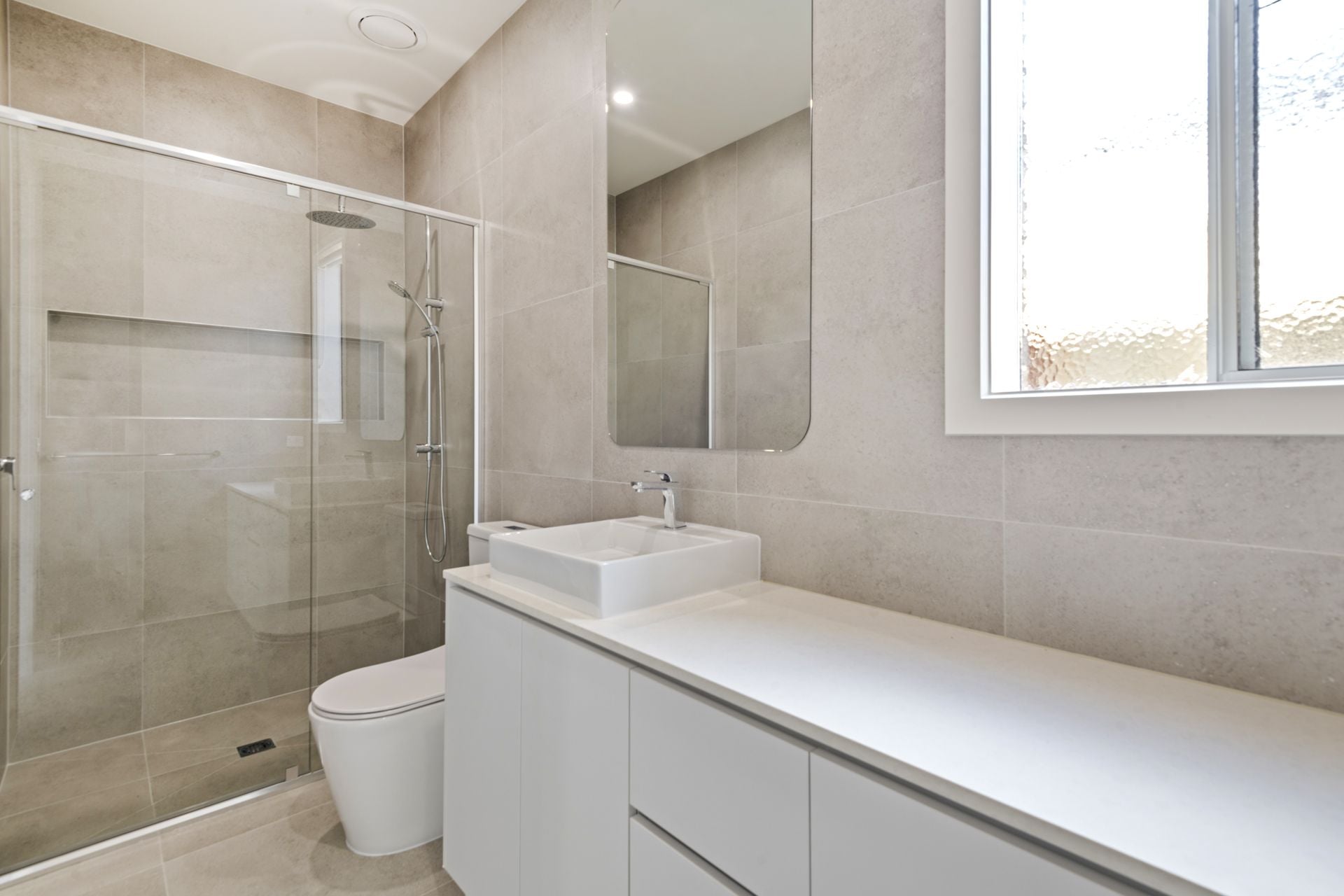 Find luxury in this Brand New 4-bedroom home, it awaits you!