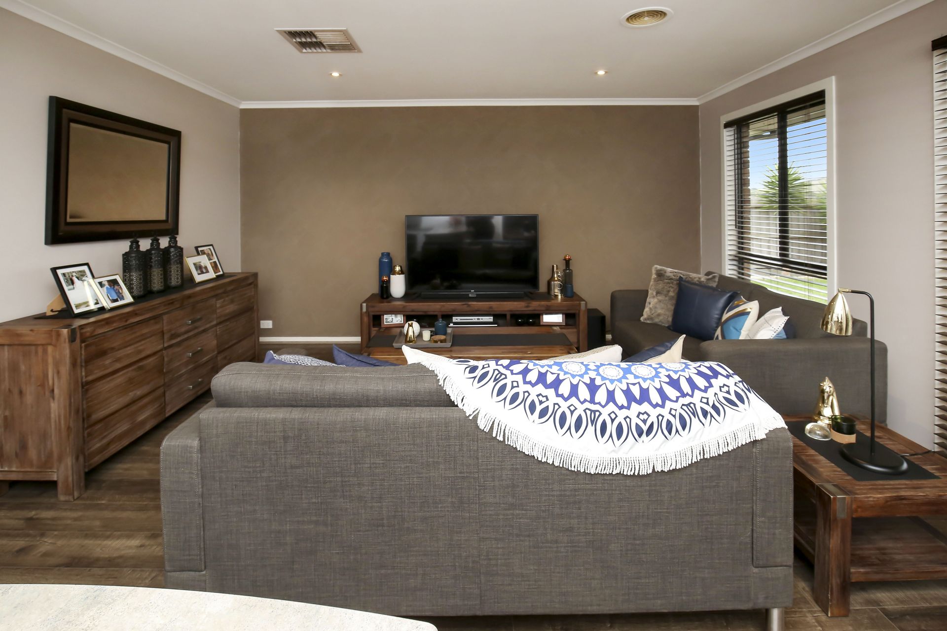 LOVE THE HOME, ADORE THE LOCATION   *Insp Wed 8th Aug @ 4:25pm*