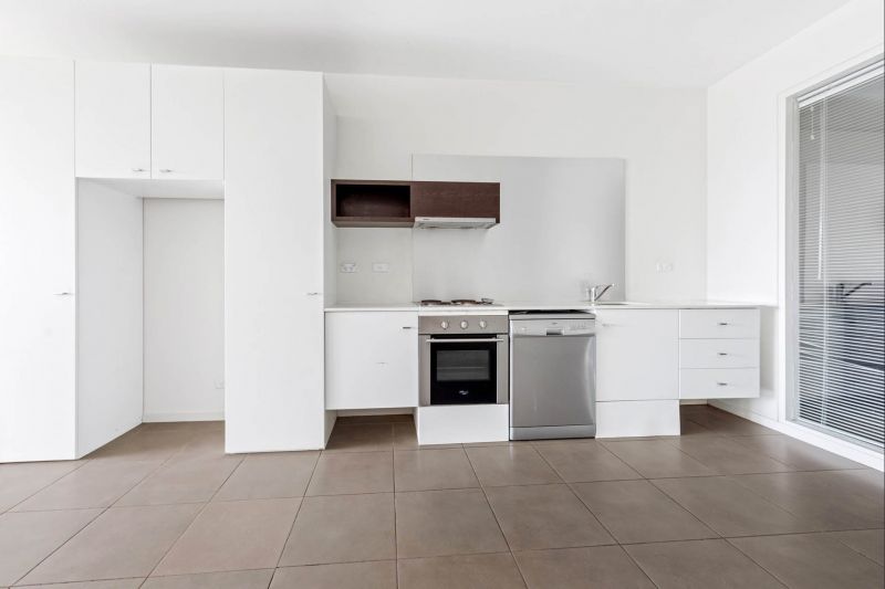 14/45 Wellington Street, St Kilda - Thumbnail 3