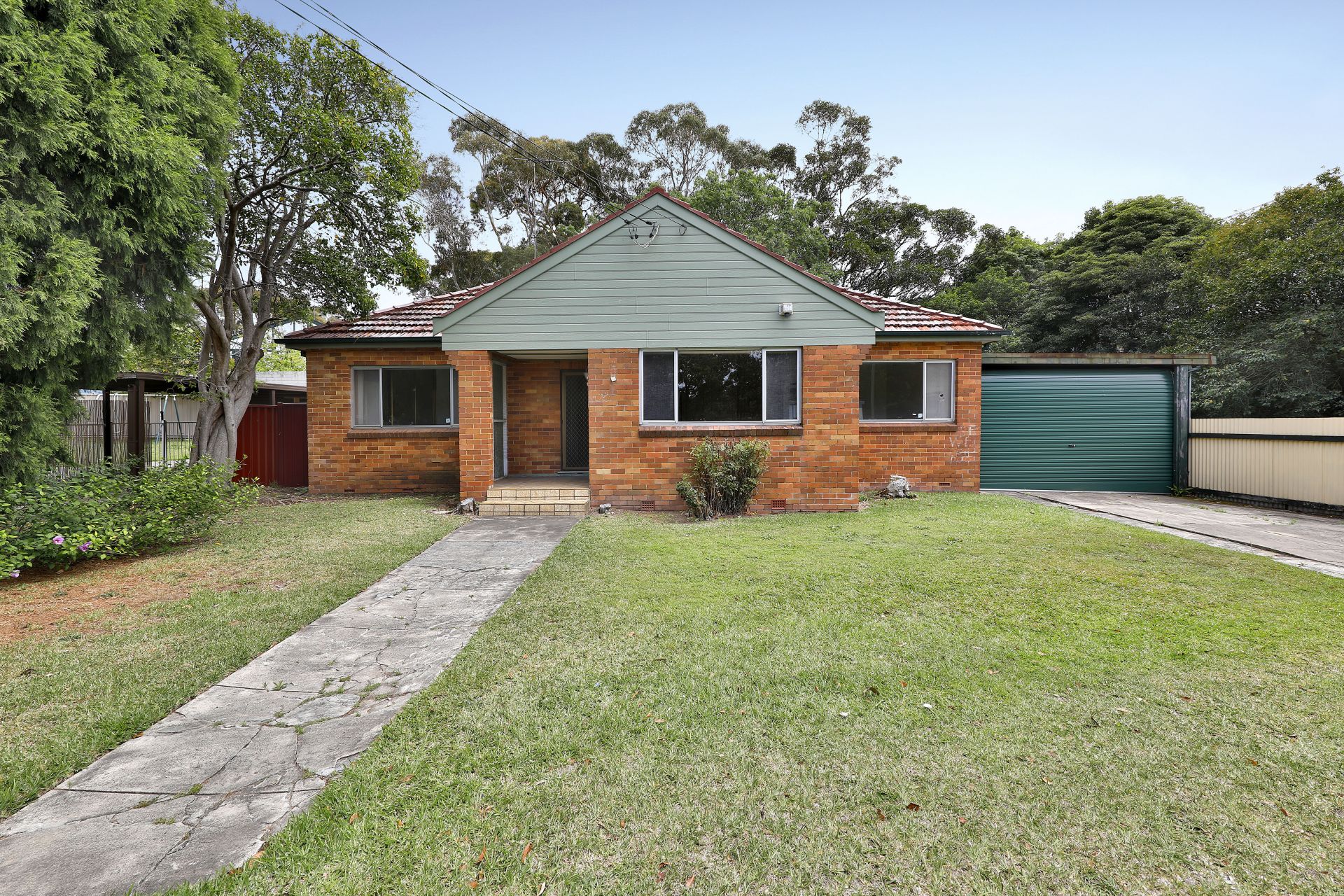 63 Gannons Road, Caringbah, Caringbah - Thumbnail 2