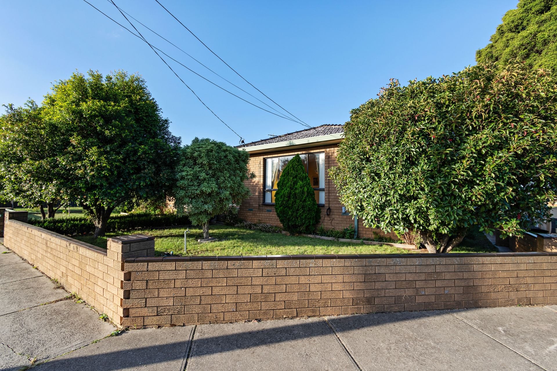 SPACIOUS FAMILY HOME!