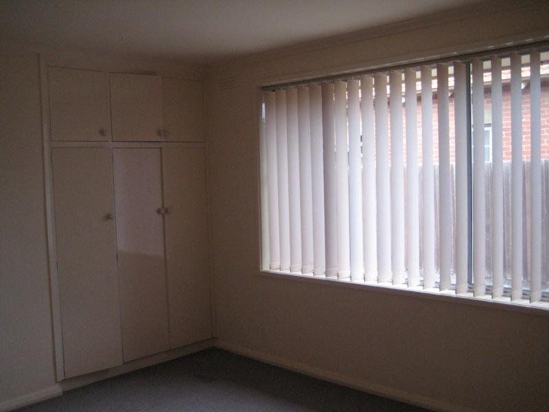 Neat, Tidy and Well Located!