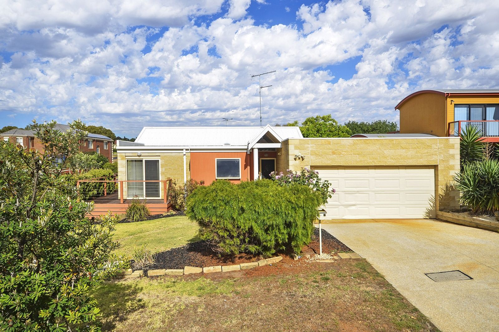 Sold property 470000 for 57 Lakeview Drive Ocean Grove , VIC 3226