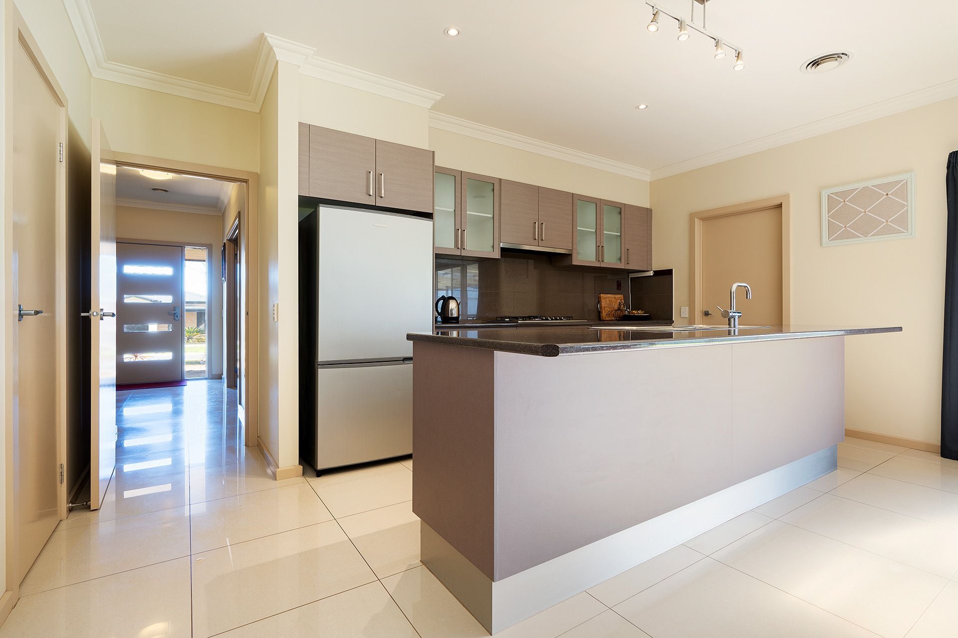 7 Newell Court, Campbells Creek - Thumbnail 6