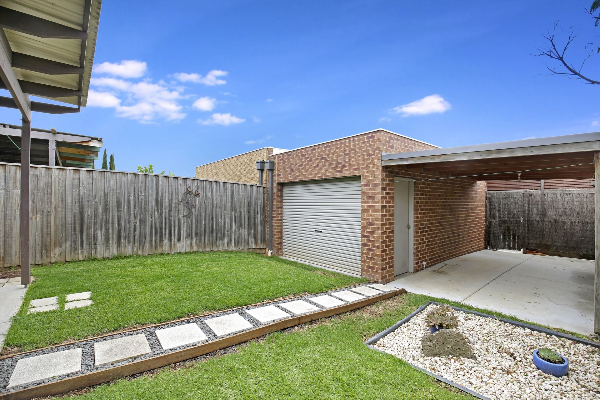 CONVENIENTLY LOCATED FAMILY HOME