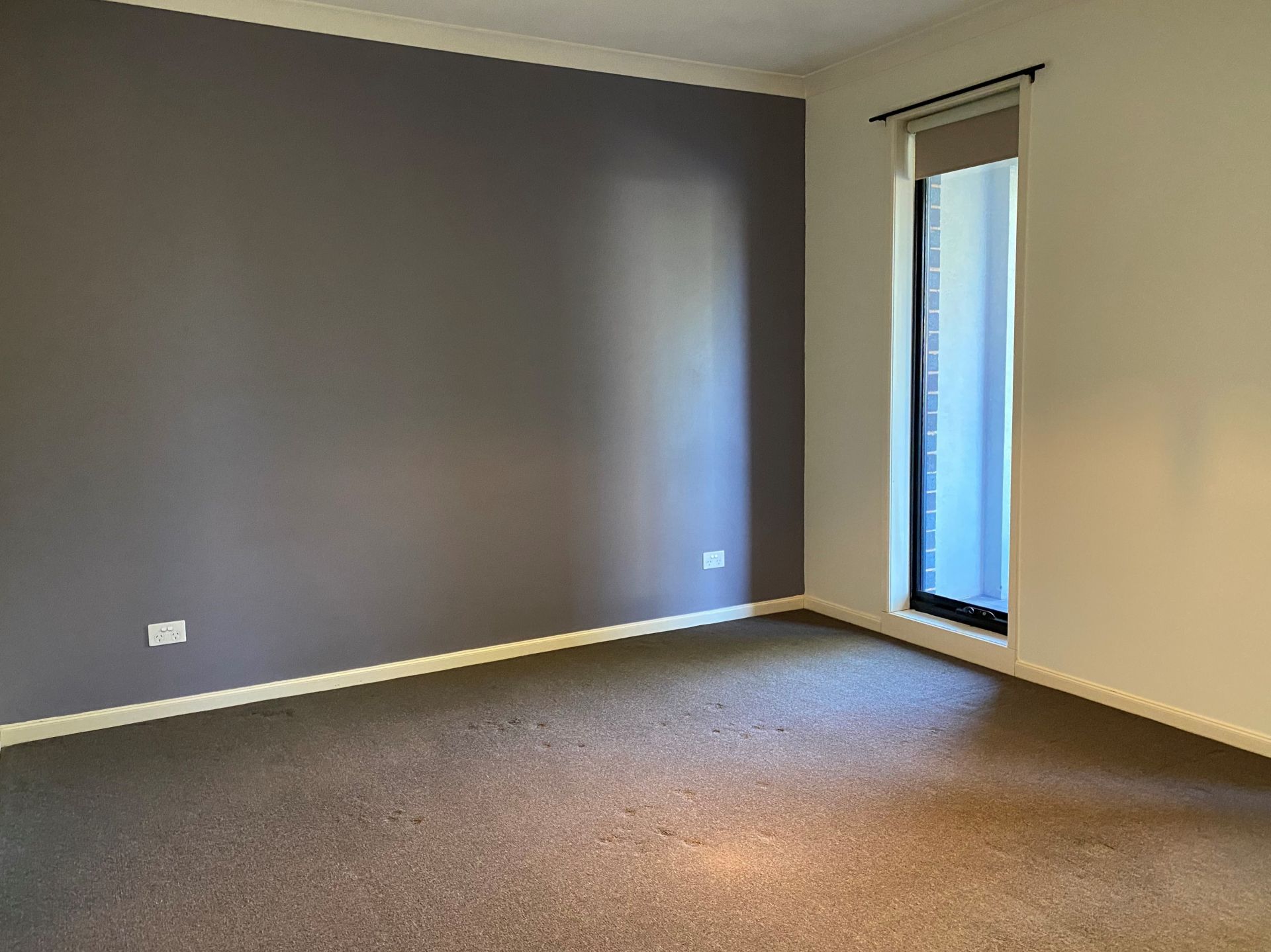MODERN UNIT CLOSE TO ALL CRAIGIEBURN HAS TO OFFER!