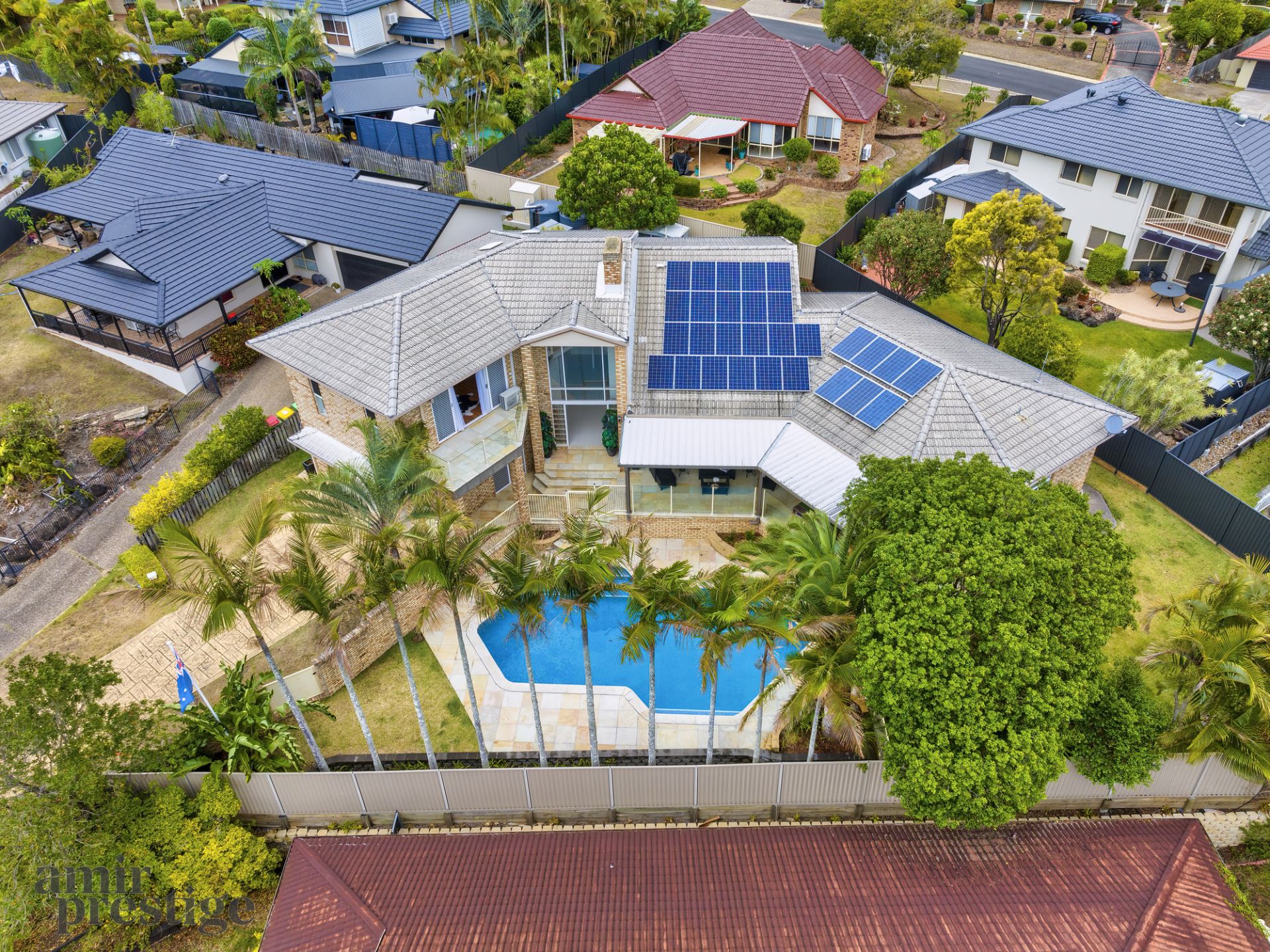 $ 1,370,000, Parkwood - Thumbnail 2