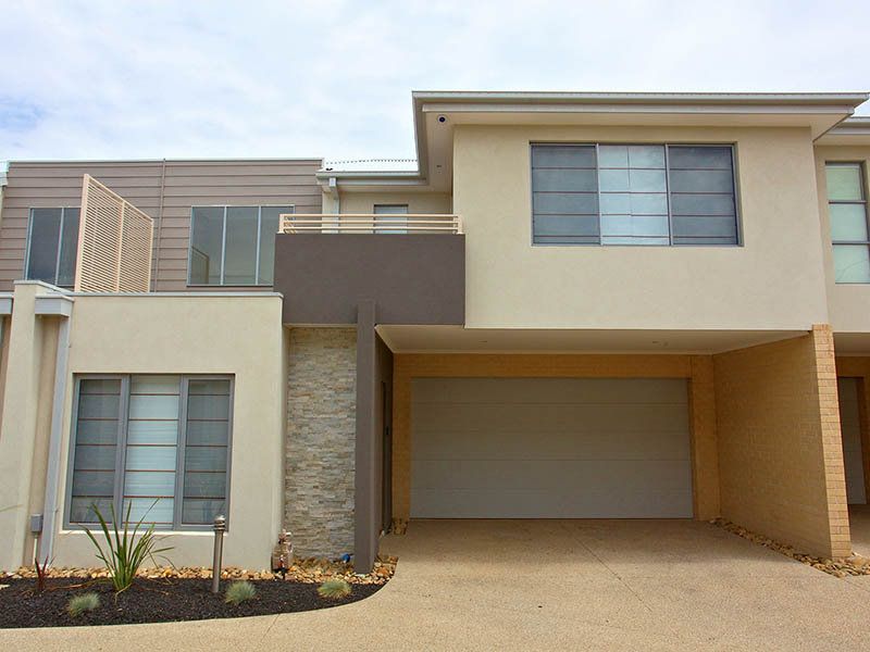 9/10-12 Kooyong Way, Caroline Springs - Thumbnail 2