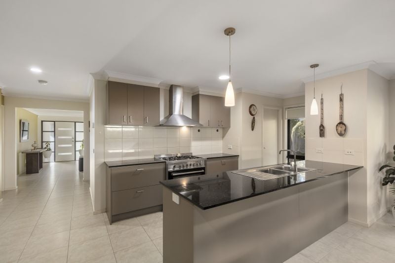 1 Tourmaline Drive, Epping