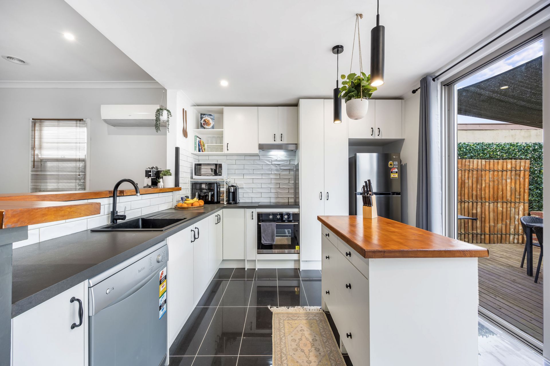 305 Skipton Street, Ballarat Central, Ballarat Central - Thumbnail 6