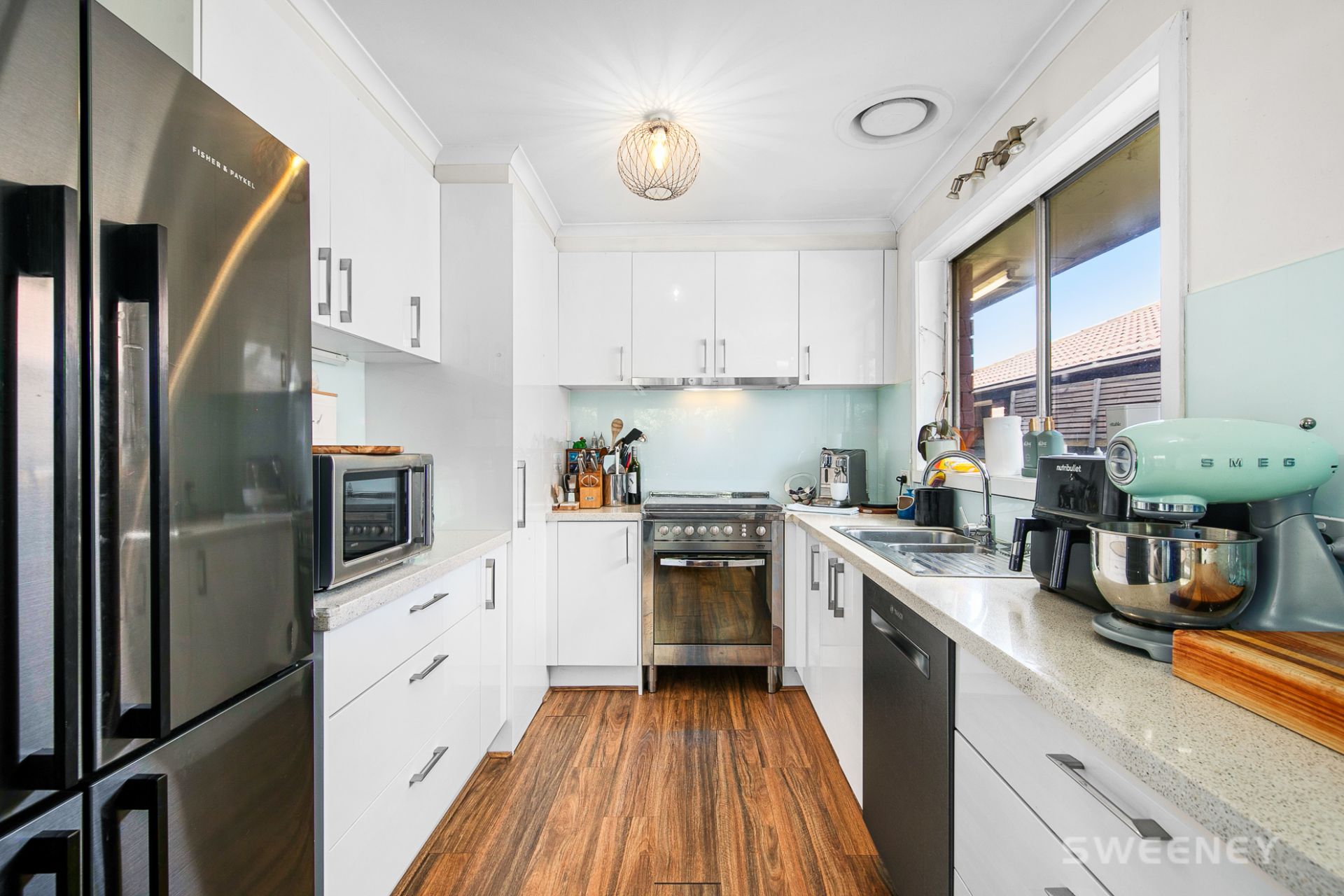 31 Linden Street, Altona Meadows - Thumbnail 2
