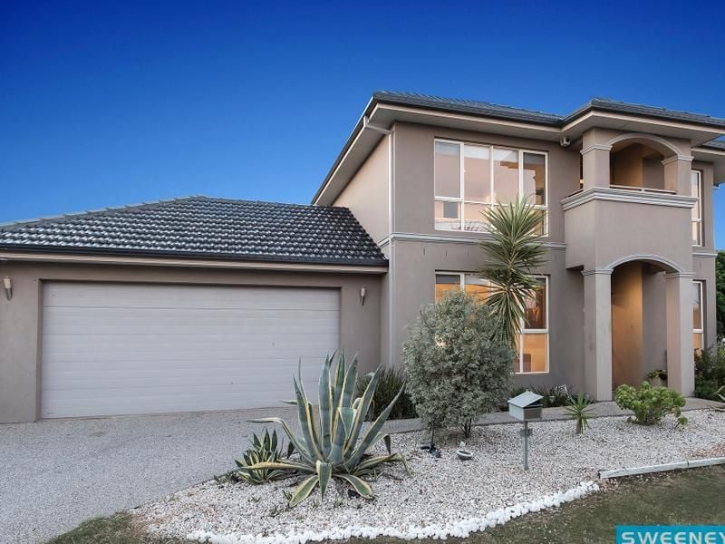 13 Braeside Walk, Caroline Springs - Thumbnail 2