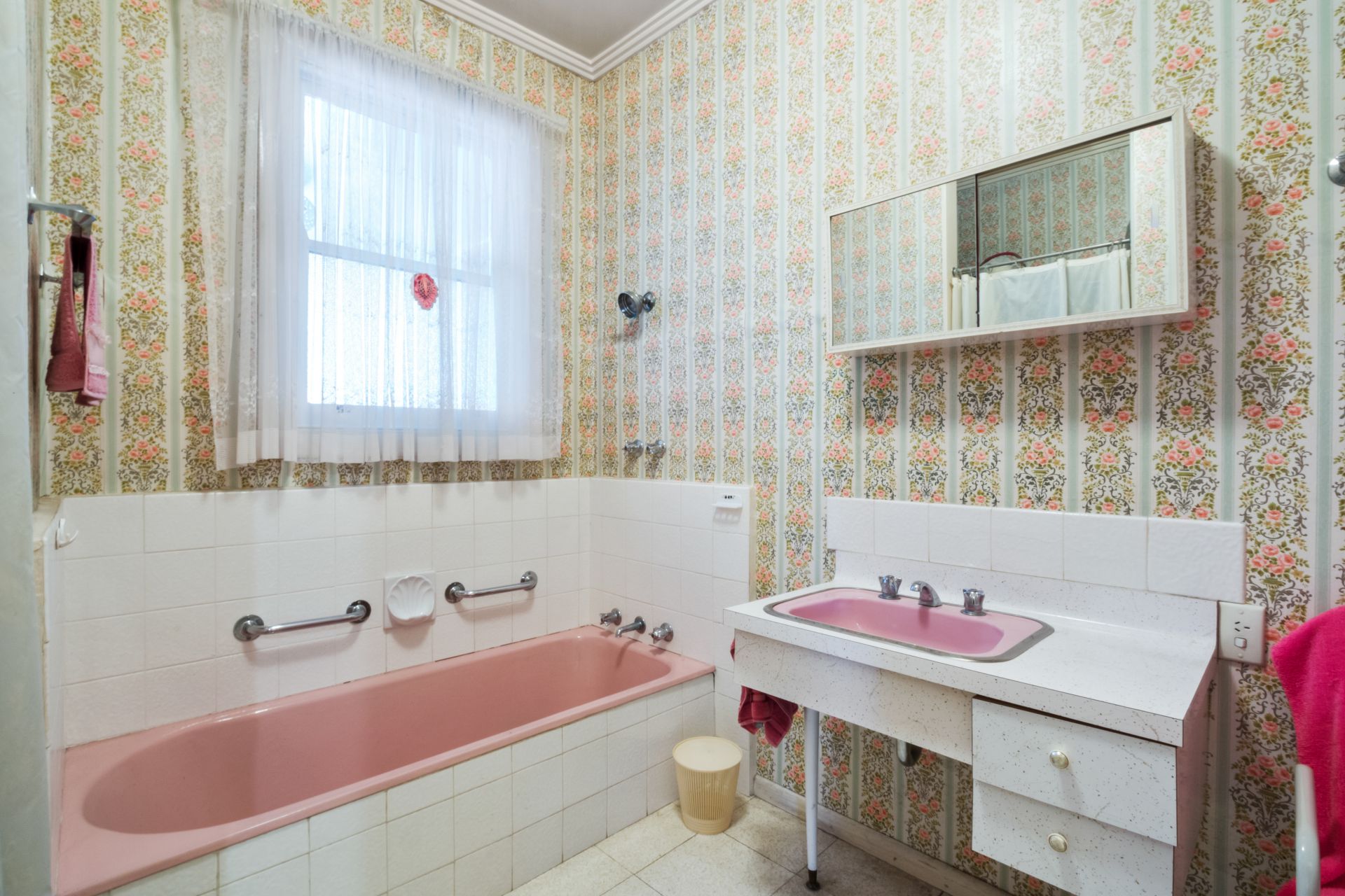 Immediate Charm And Untapped Potential in A Desirable Location