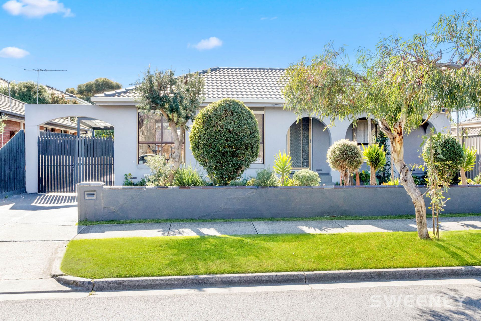 1 Dickenson Street, Altona Meadows - Thumbnail 2