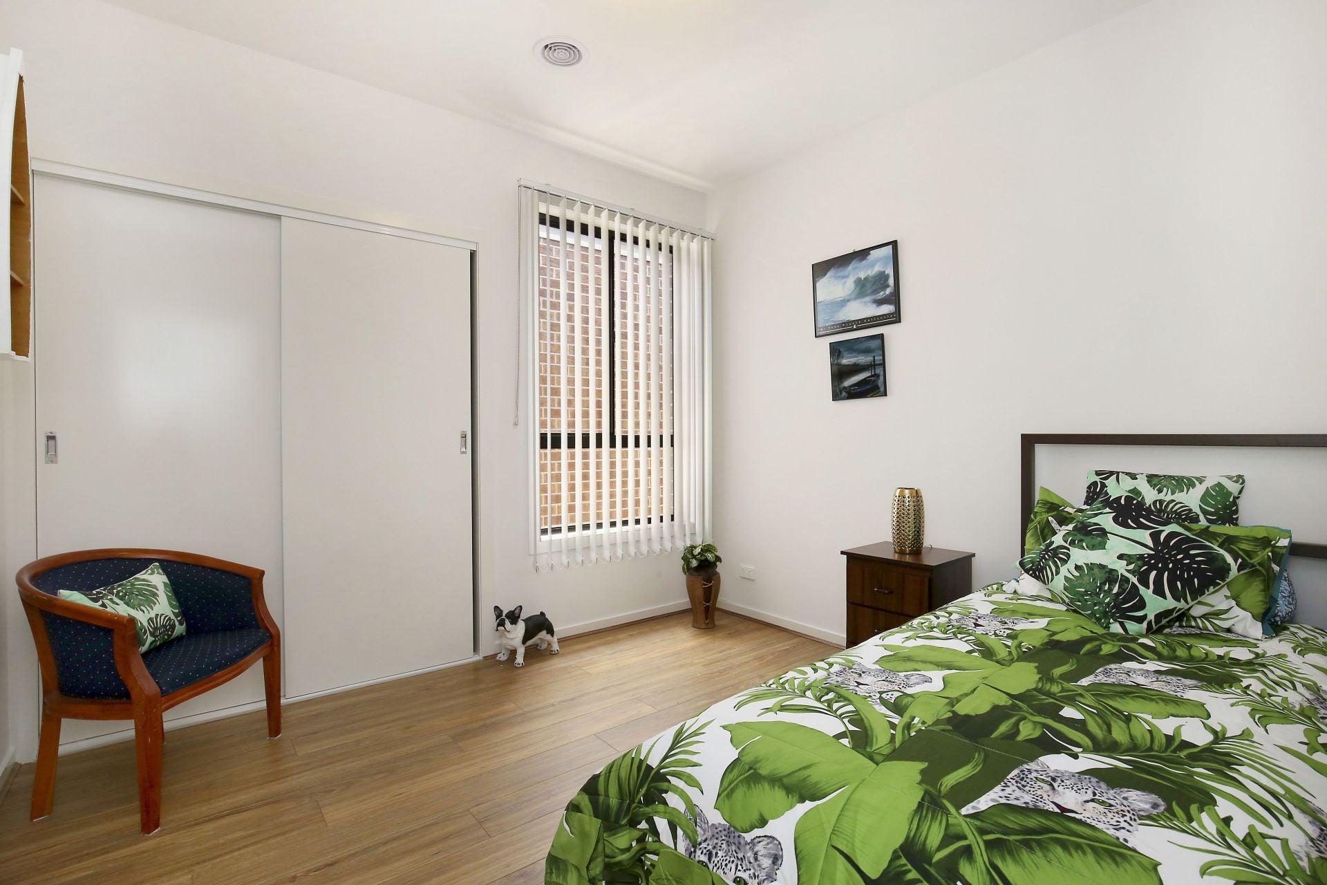 STYLISH MODERN LIVING