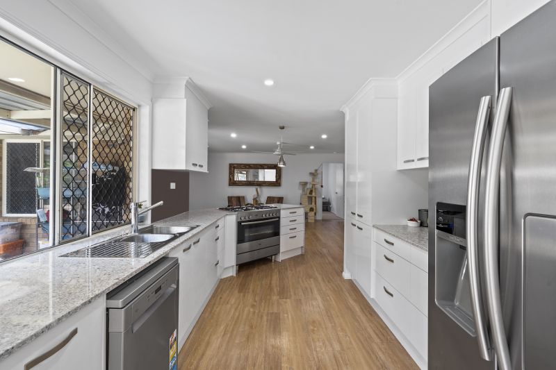 11 Harvey Court, Nambour