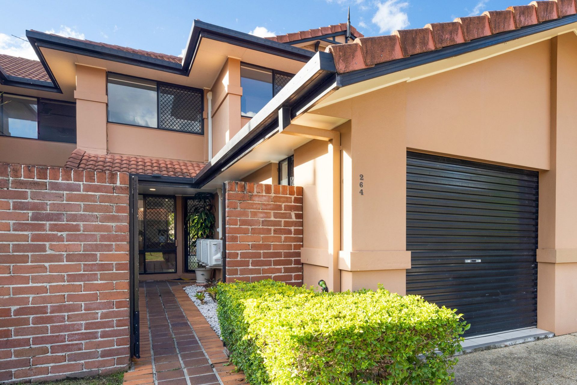 264/125 Hansford Road, Coombabah - Thumbnail 4