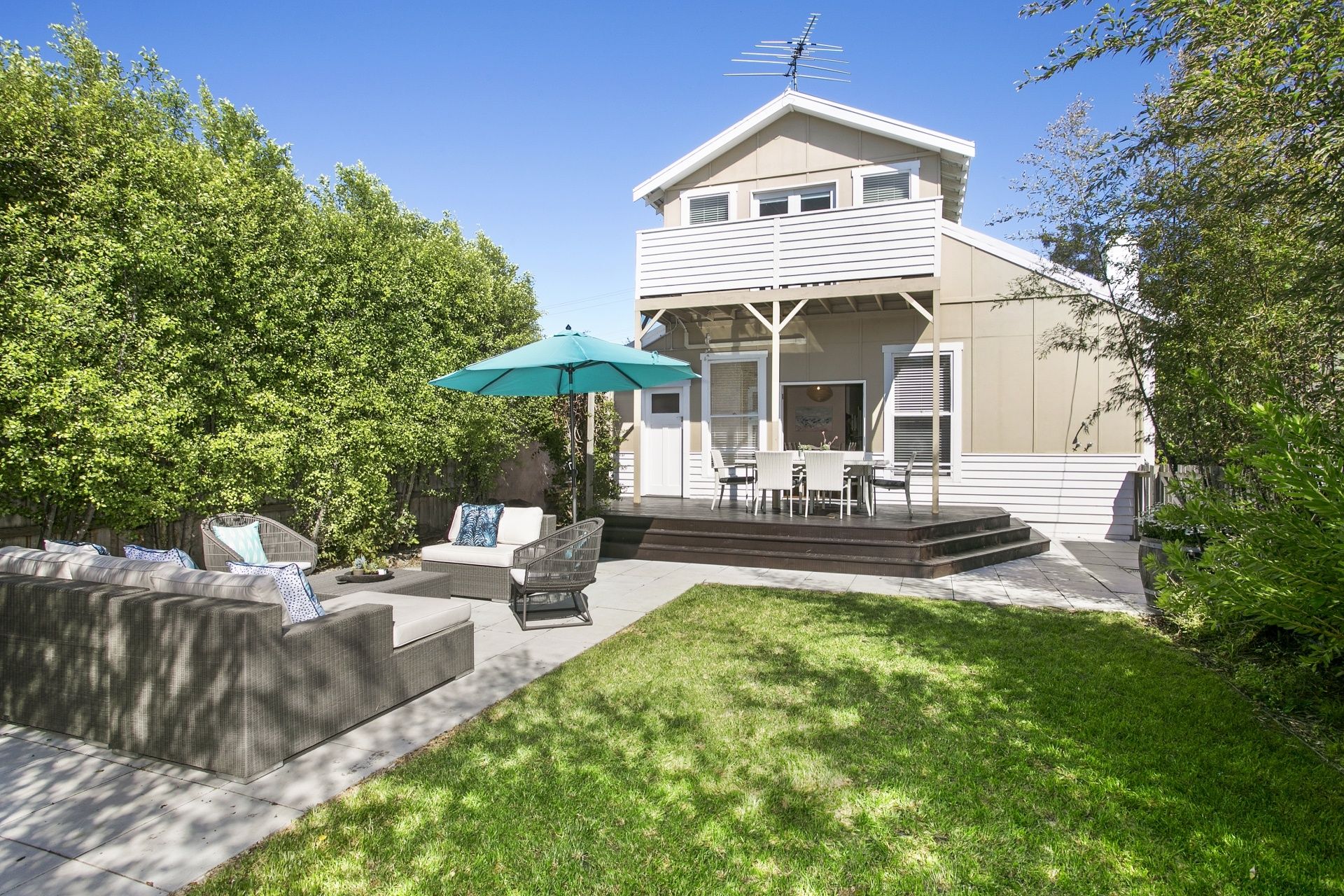 98 Hitchcock Avenue Barwon Heads VIC, Barwon Heads - Thumbnail 2